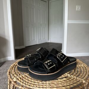 UGG Cammie Black Patent Leather Slip On Sandals US 8 Chunky Platform Slides